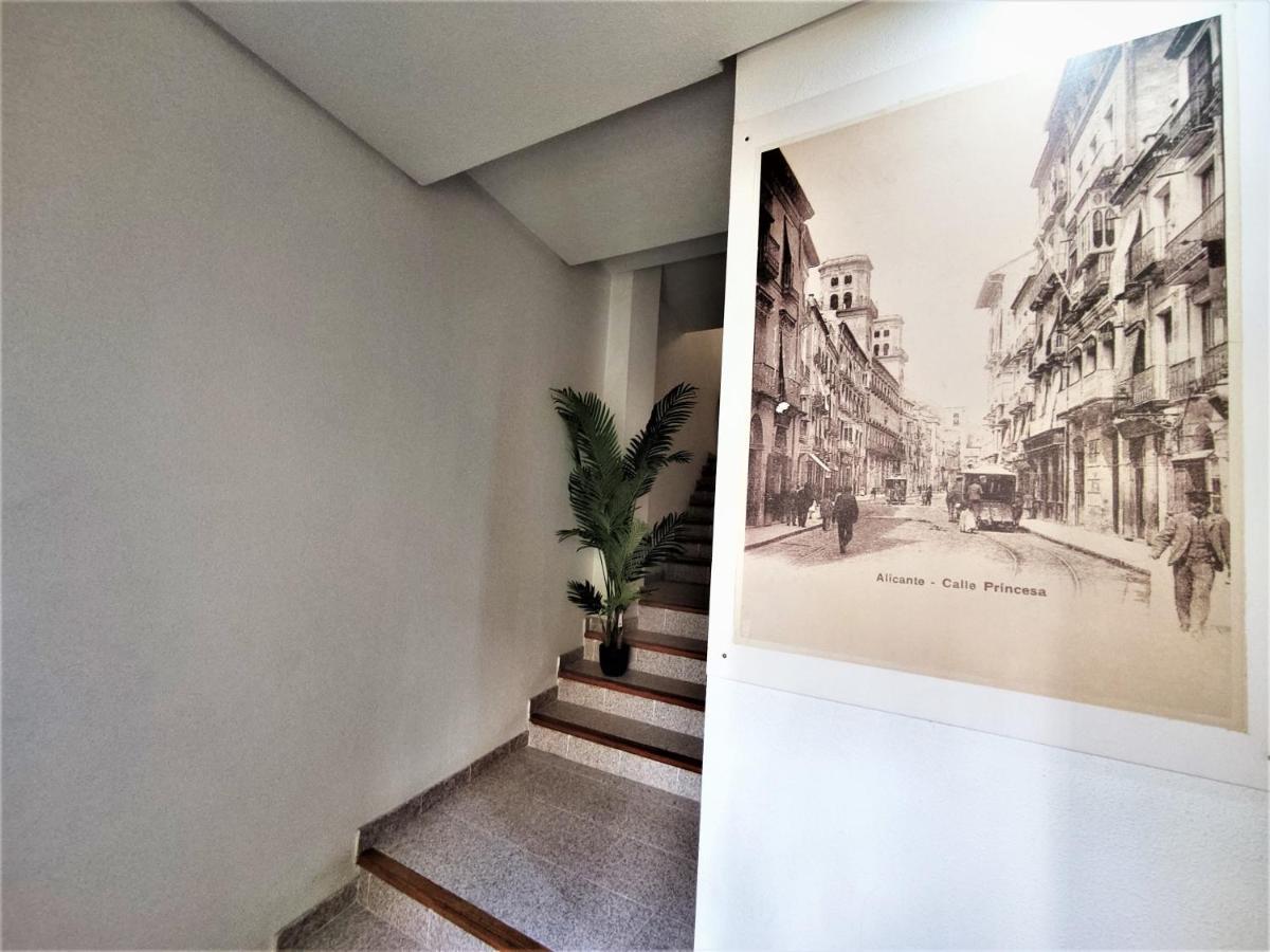 Casa Suni Alicante Centro ภายนอก รูปภาพ
